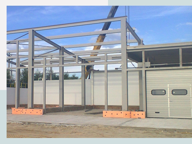 Строительство автосервисов от СтальСтрой-Дзж по цене 614 руб.