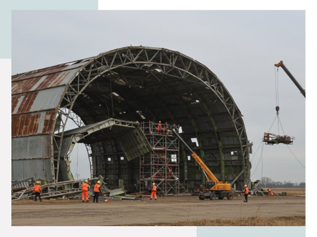 Демонтаж ангаров в Дзержинском