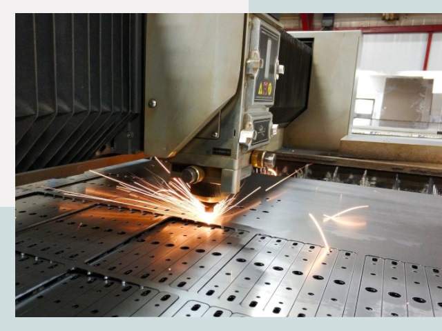 Лазерная резка металла в Дзержинском от 614 руб.